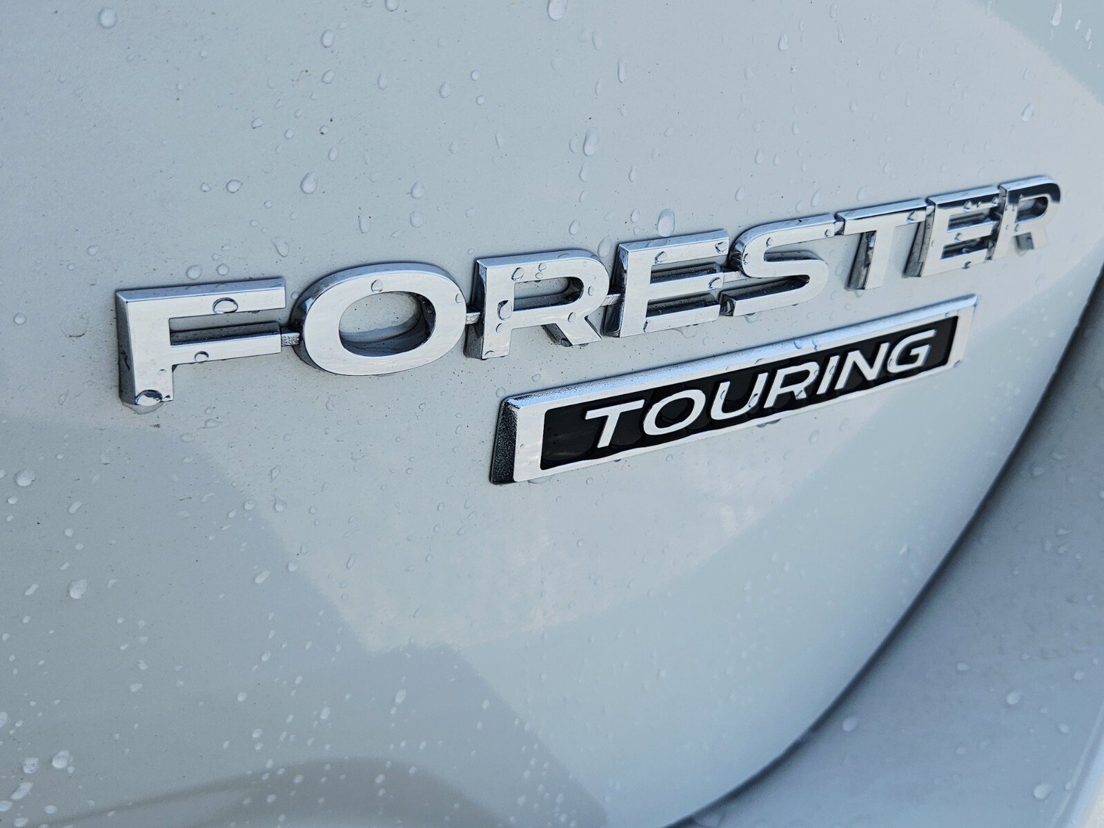 Used 2024 Subaru Forester Touring image 7