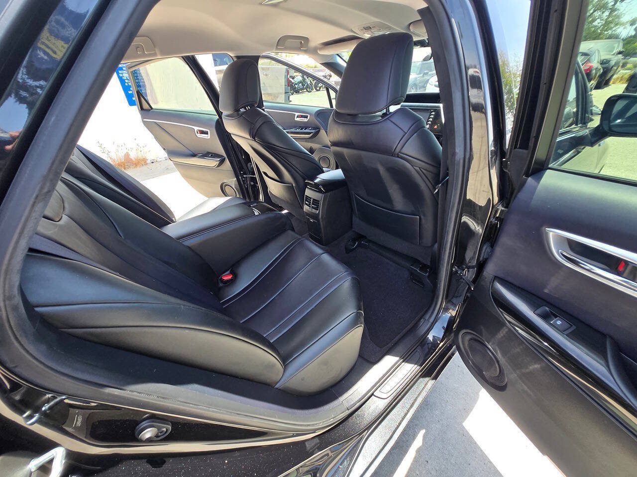Used 2018 Toyota Mirai FWD image 29