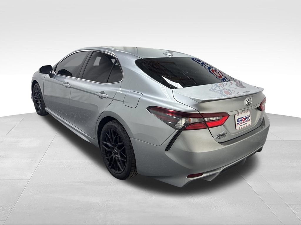 Used 2021 Toyota Camry SE FWD image 7