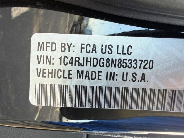 Used 2022 Jeep Grand Cherokee Overland w/ MOPAR Finishing Package AWD/4WD image 29