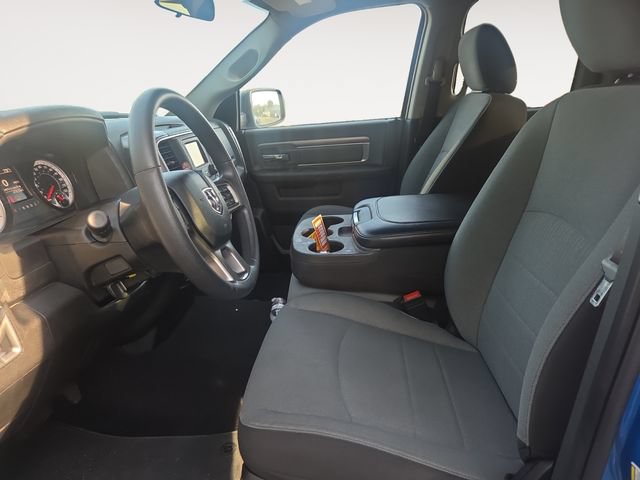 Used 2024 RAM 1500 Classic SLT AWD/4WD image 9