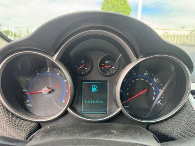 Used 2016 Chevrolet Cruze LT FWD image 12