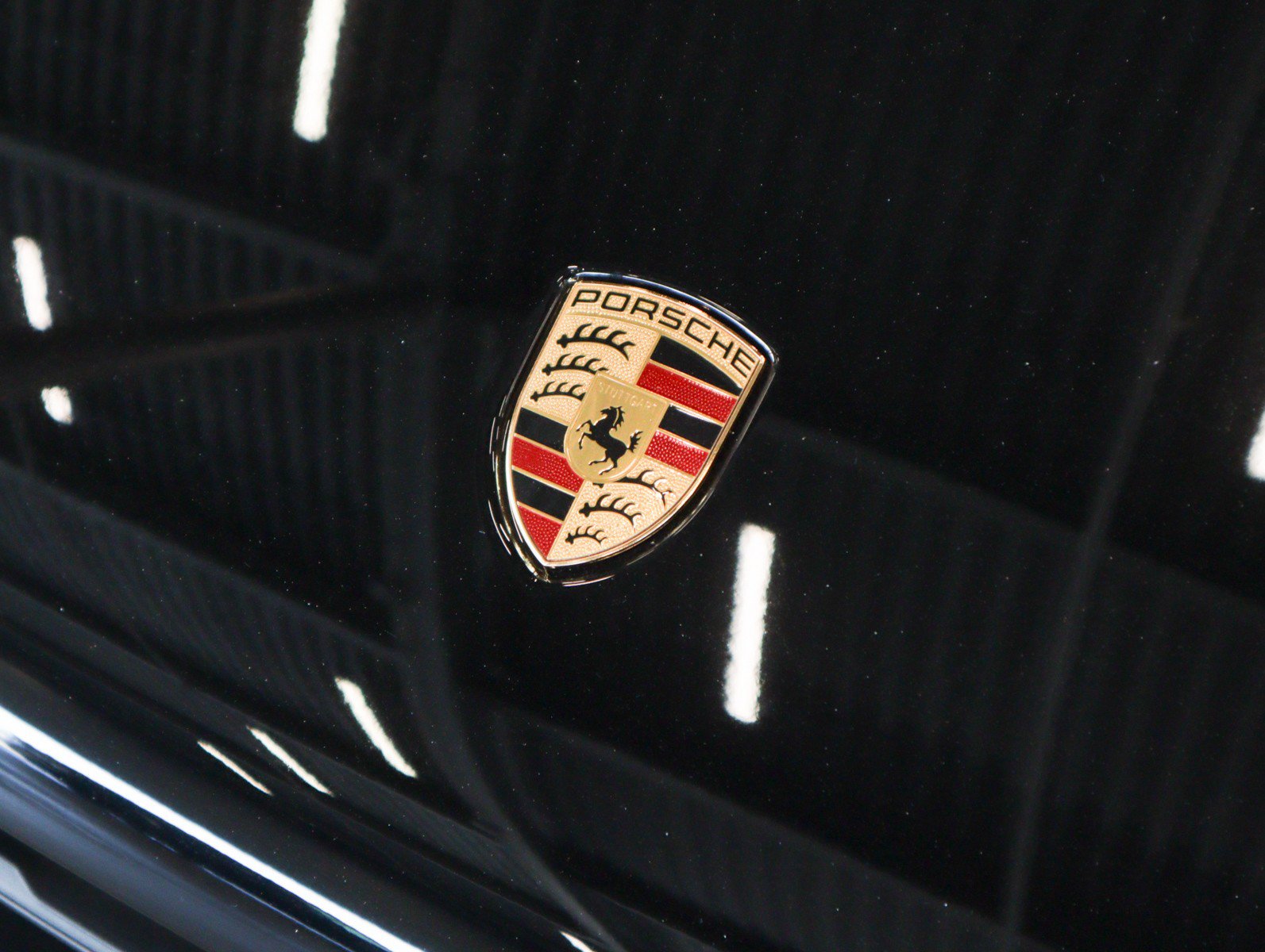 Certified 2026 Porsche Macan S AWD/4WD image 27