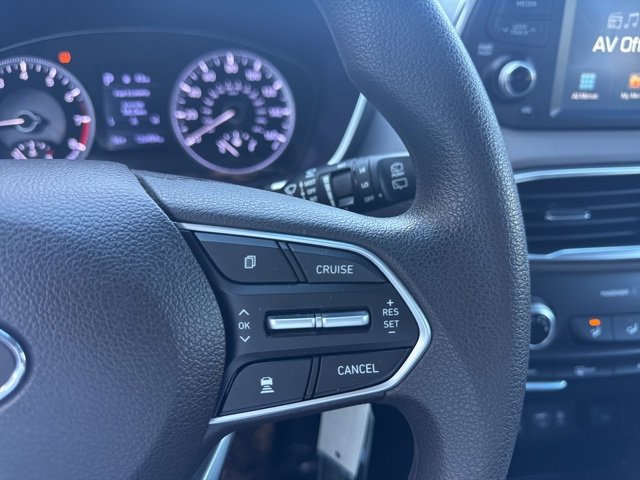 Used 2019 Hyundai Santa Fe SE w/ Cargo Package image 18