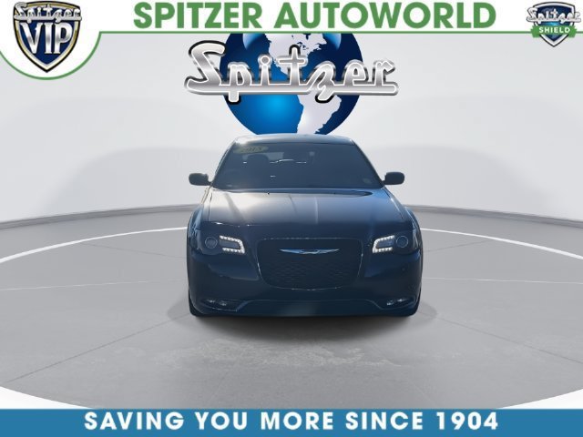 Used 2015 Chrysler 300 S AWD/4WD image 6