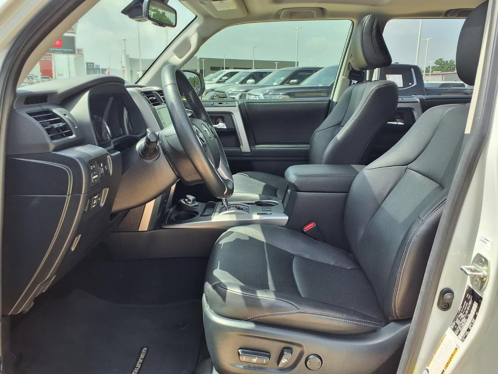 Certified 2024 Toyota 4Runner Limited AWD/4WD image 18