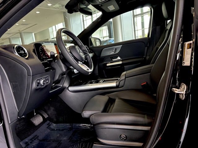 Certified 2025 Mercedes-Benz GLA 250 image 26