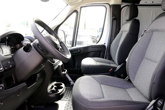 New 2026 RAM ProMaster 1500 w/ Convenience Group image 9