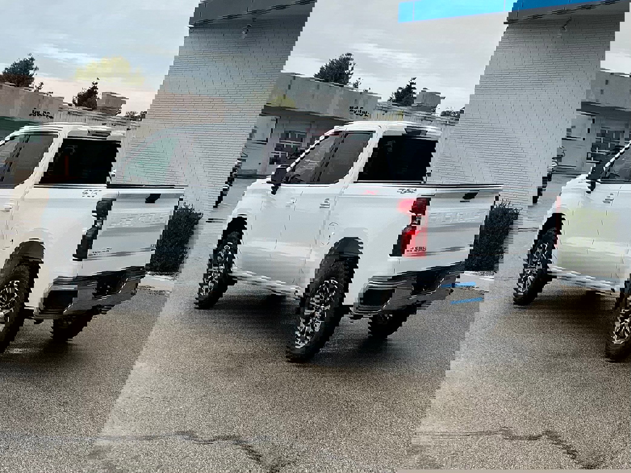 New 2026 Chevrolet Silverado 1500 LT image 3