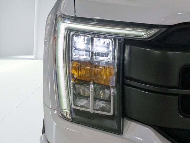 Used 2023 Ford F150 Lariat AWD/4WD image 9