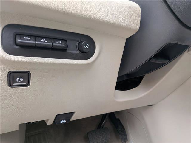 Used 2023 GMC Terrain Denali w/ Denali Premium Package image 17