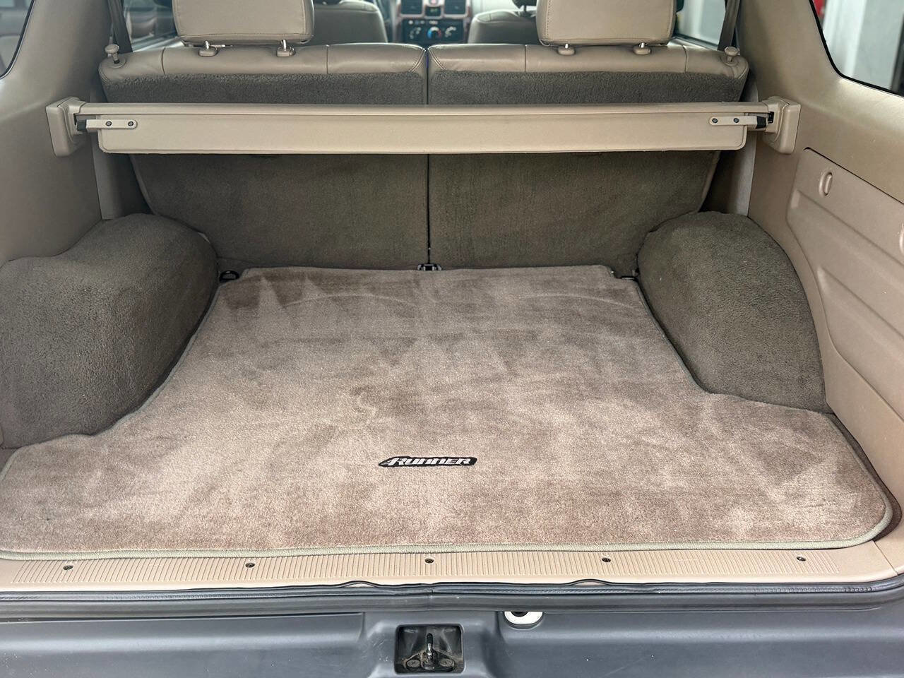 Used 2001 Toyota 4Runner SR5 image 45