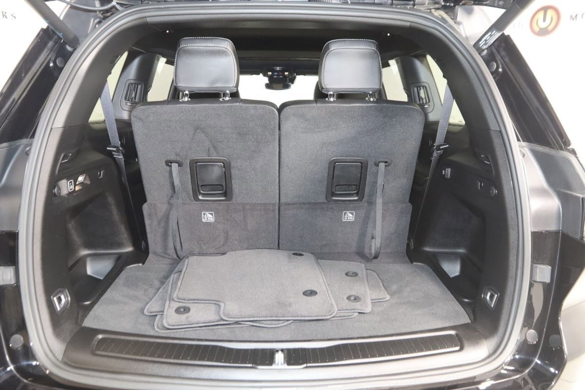 Used 2023 Jeep Grand Cherokee L Laredo AWD/4WD image 49