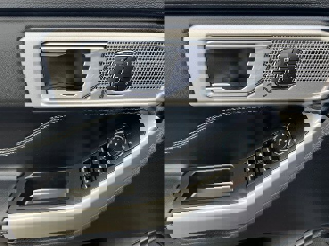 Certified 2022 Ford Explorer Limited w/ Equipment Group 301A image 10