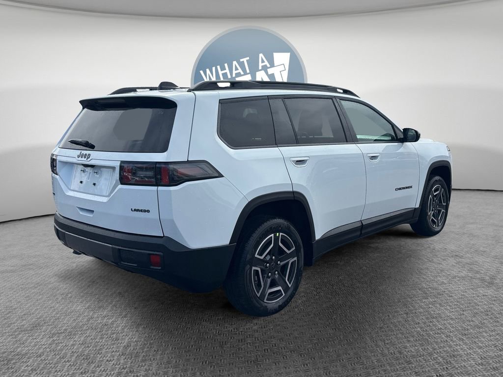 New 2026 Jeep Cherokee Laredo image 3