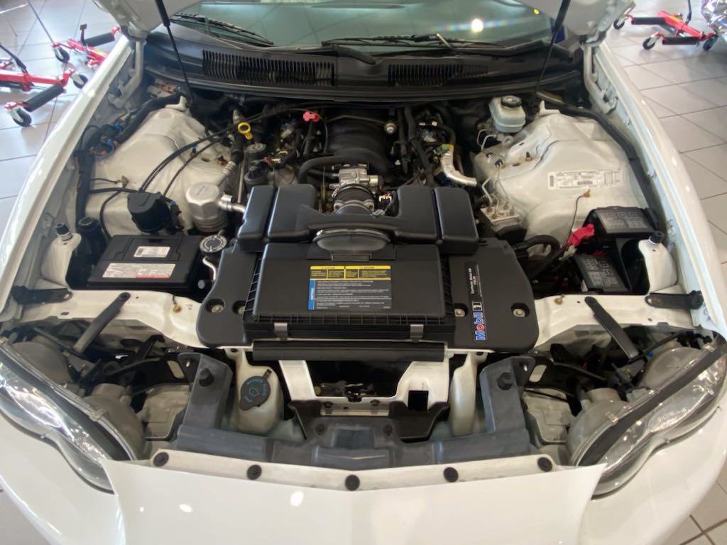 Used 1998 Chevrolet Camaro Z28 w/ SS Performance/Appearance Pkg RWD image 36