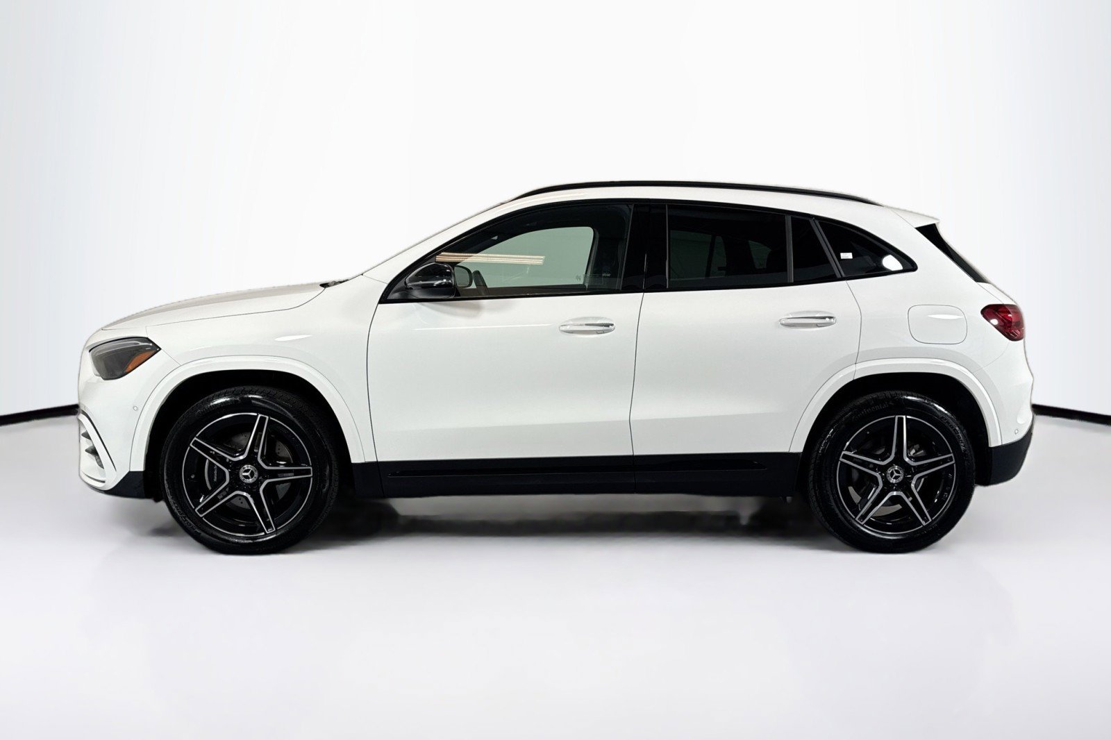 Certified 2025 Mercedes-Benz GLA 250 4MATIC image 8
