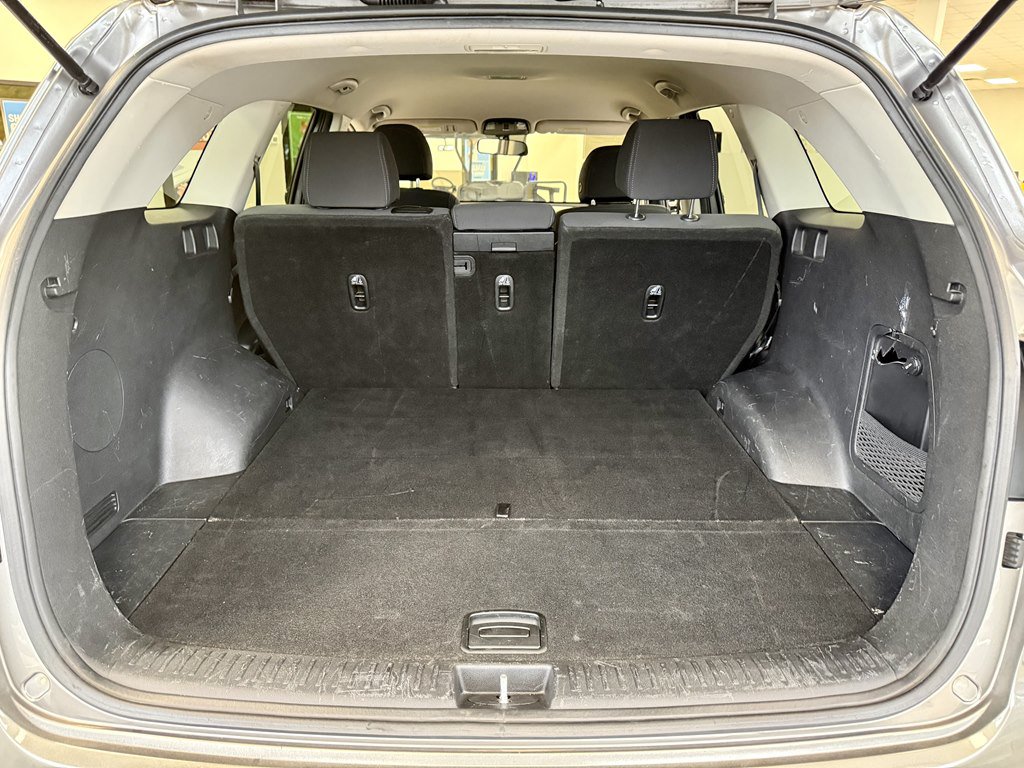 Used 2018 Kia Sorento L FWD image 9
