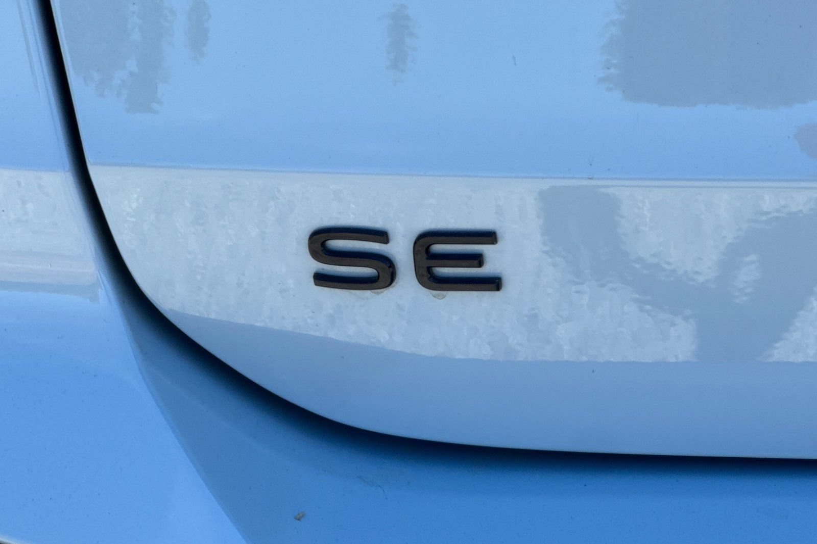 Certified 2026 Volkswagen Taos SE FWD image 27