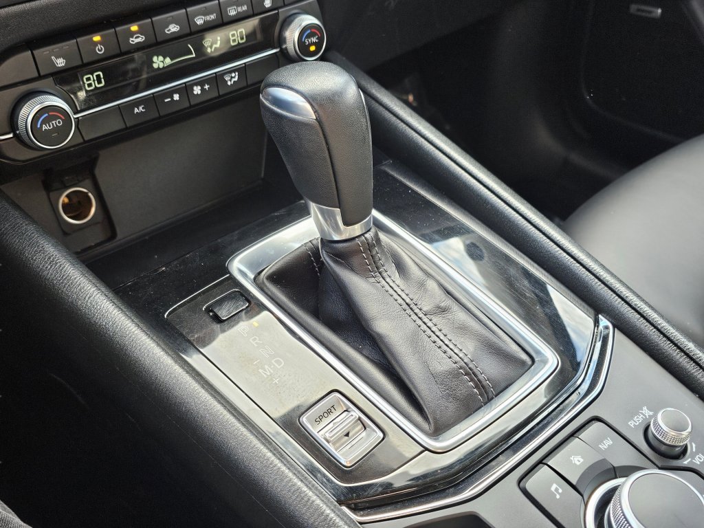 Used 2019 MAZDA CX-5 Touring image 11