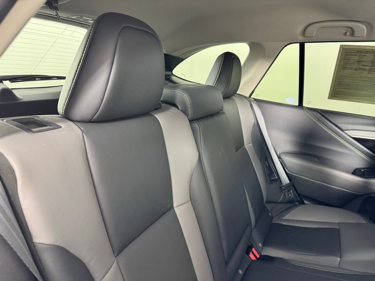 Used 2025 Subaru Outback Onyx Edition AWD/4WD image 29