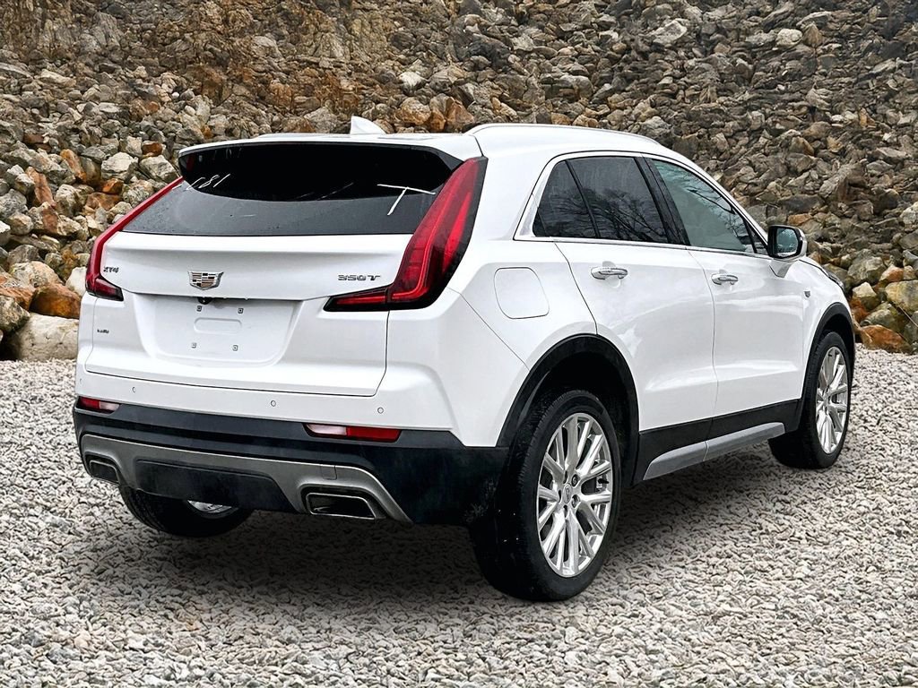 Used 2023 Cadillac XT4 Premium Luxury w/ Cold Weather Package image 2
