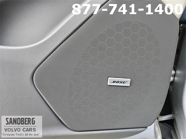 Used 2017 Cadillac XT5 Luxury w/ Driver Awareness Package image 19