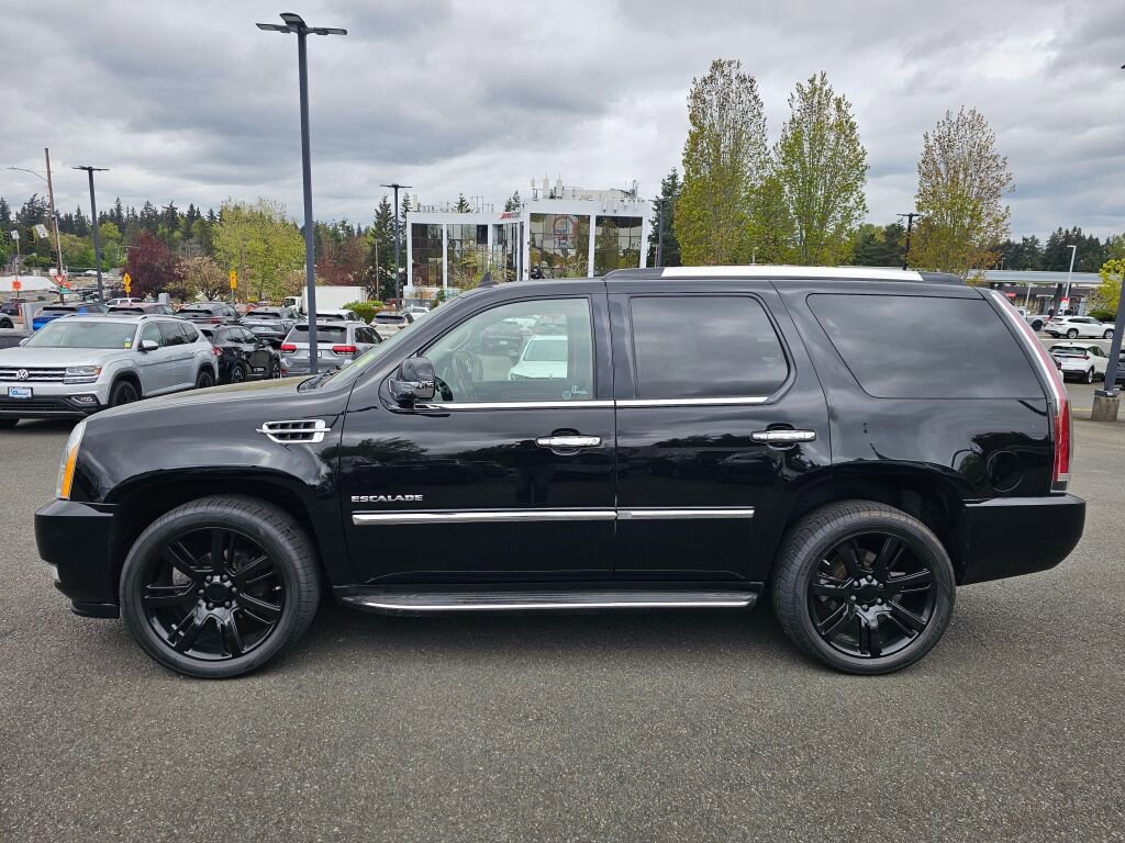 Used 2014 Cadillac Escalade Luxury AWD/4WD image 8