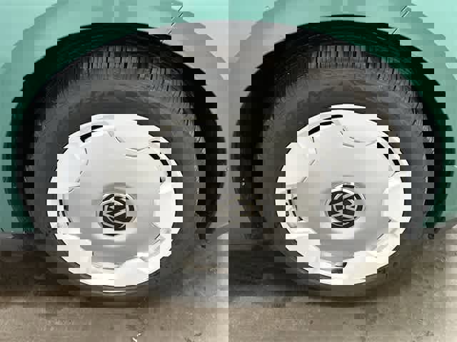 New 2025 Volkswagen ID. Buzz 1st Edition image 5