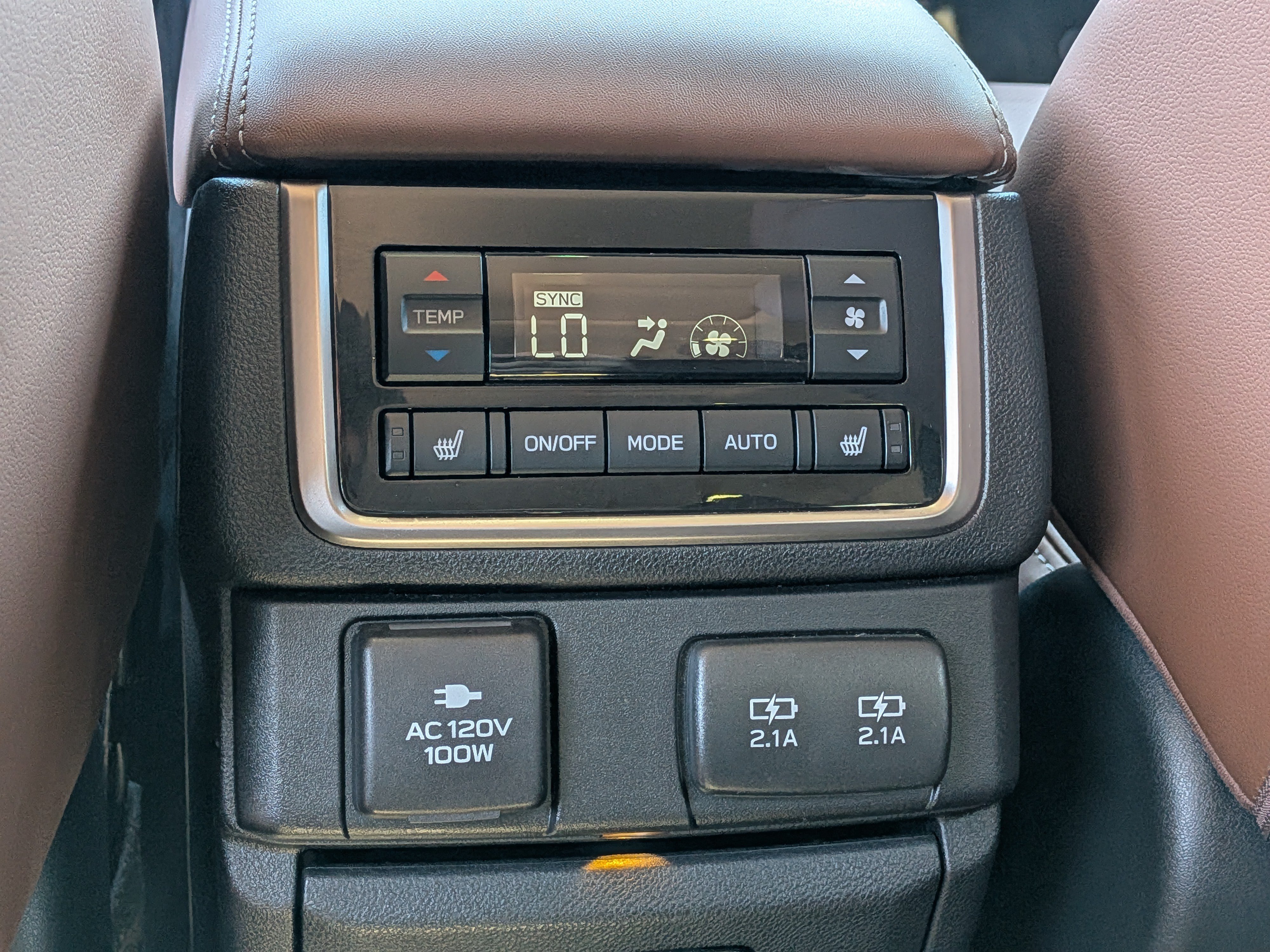 Used 2020 Subaru Ascent Touring AWD/4WD image 16