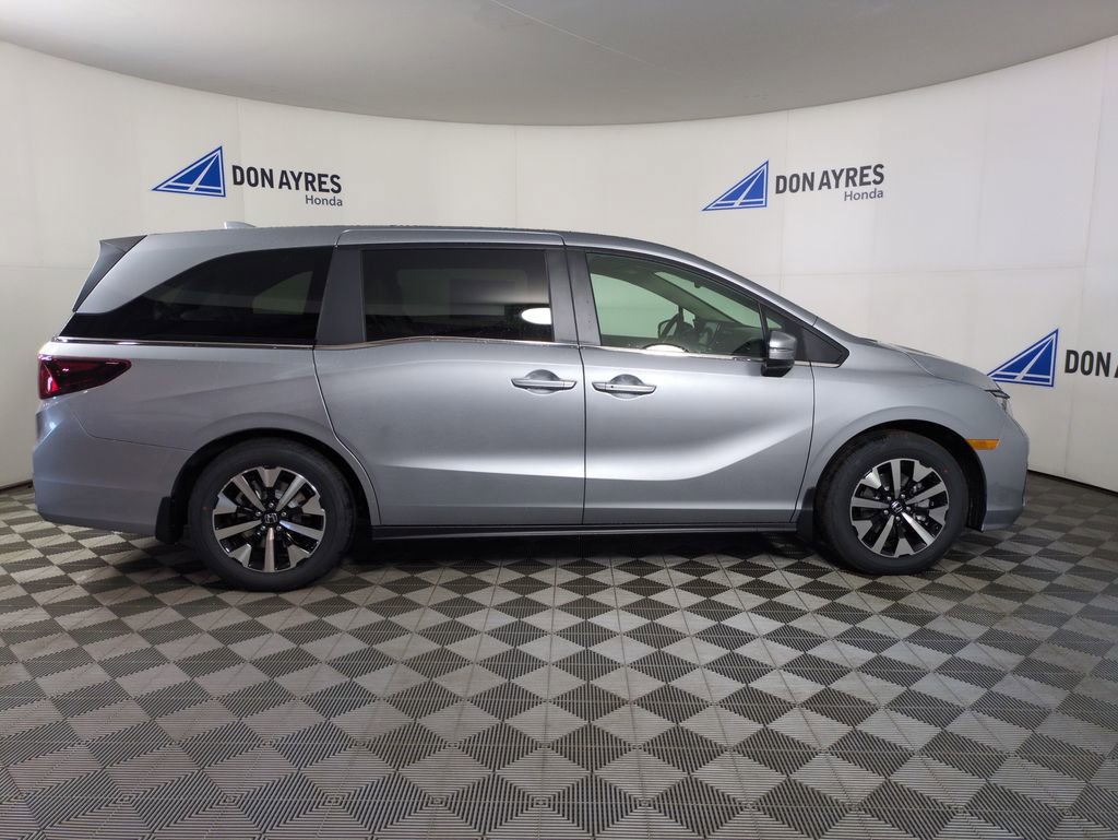 New 2026 Honda Odyssey EX-L image 6