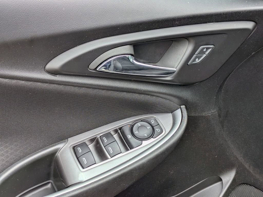 Used 2024 Chevrolet Malibu LT image 13