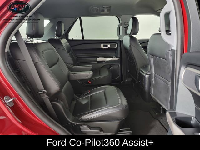 Used 2024 Ford Explorer XLT w/ Equipment Group 202A AWD/4WD image 18
