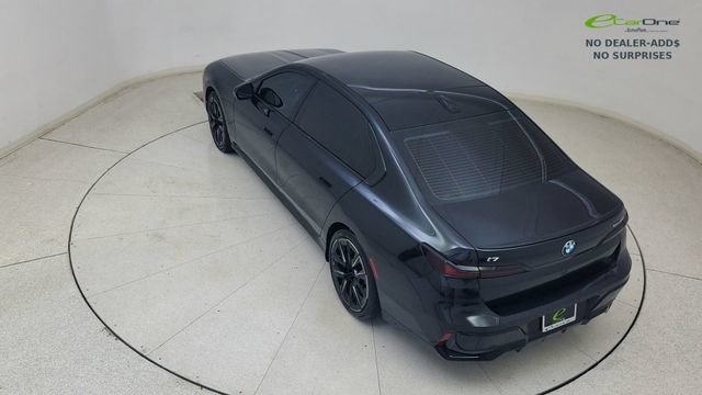 Used 2025 BMW i7 eDrive50 w/ M Sport Package RWD image 79
