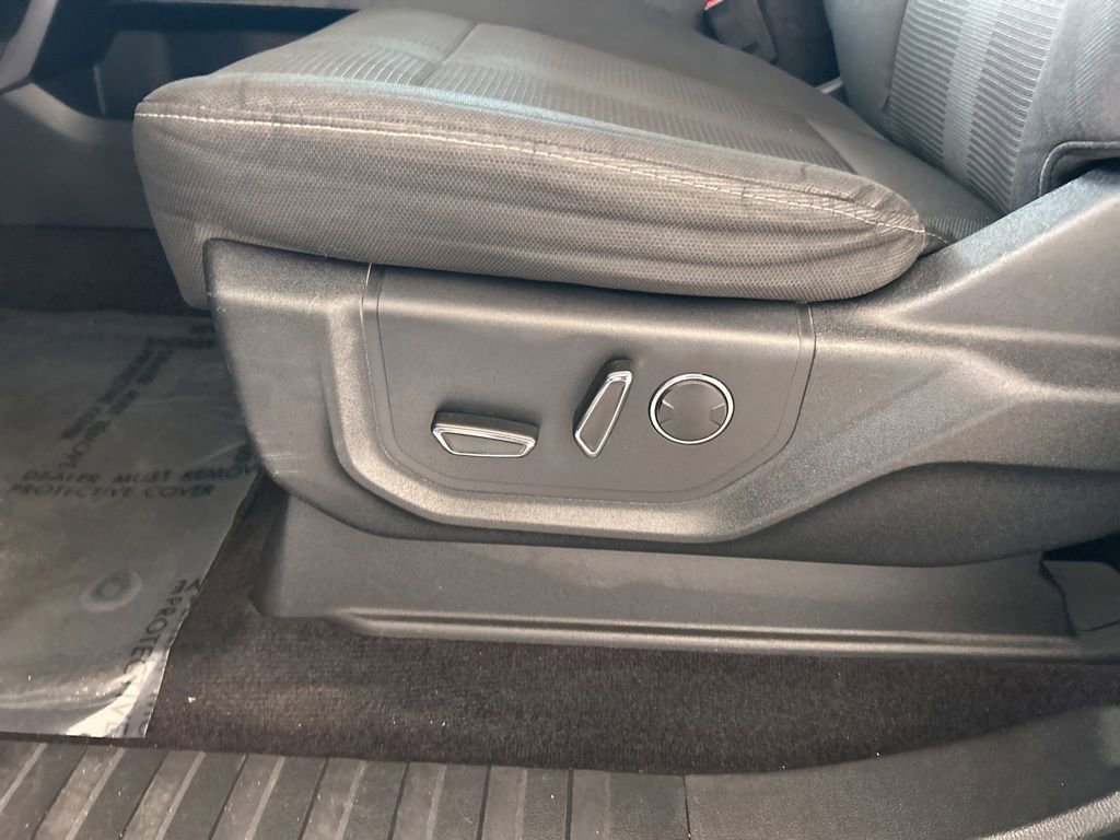 Used 2016 Ford F150 XLT w/ Equipment Group 302A Luxury image 42