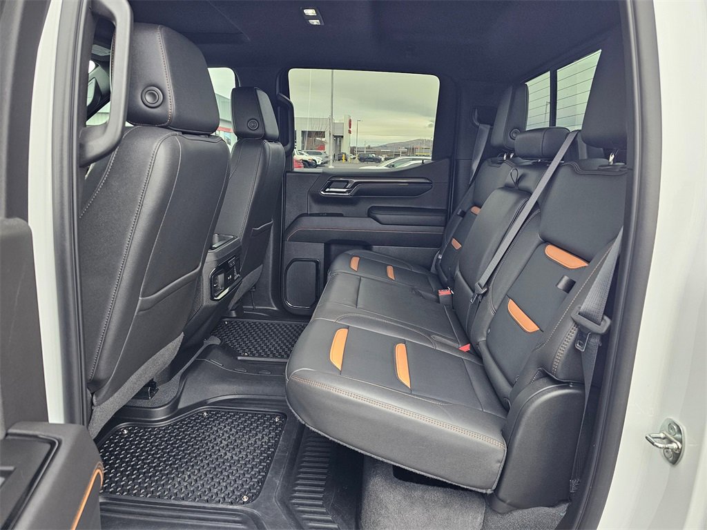 Used 2022 GMC Sierra 1500 AT4 w/ AT4 Premium Package image 17