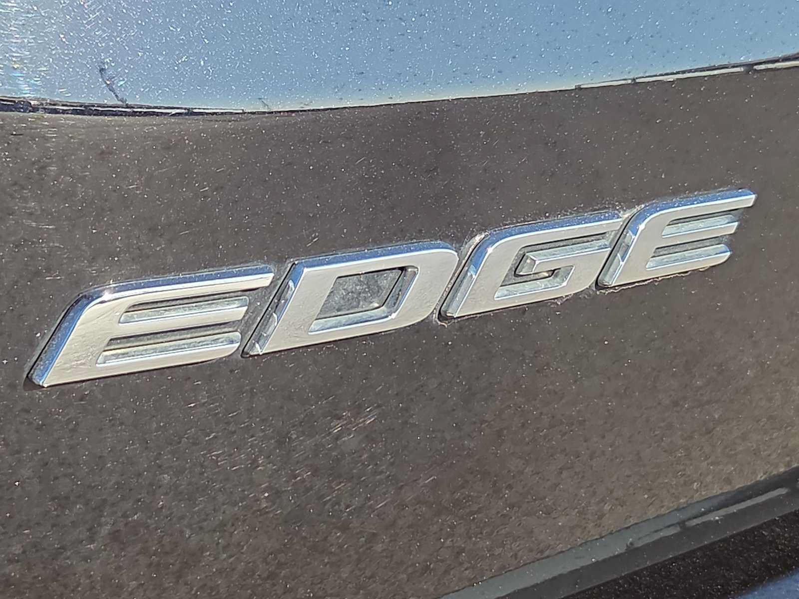 Used 2020 Ford Edge SEL w/ Convenience Package FWD image 11