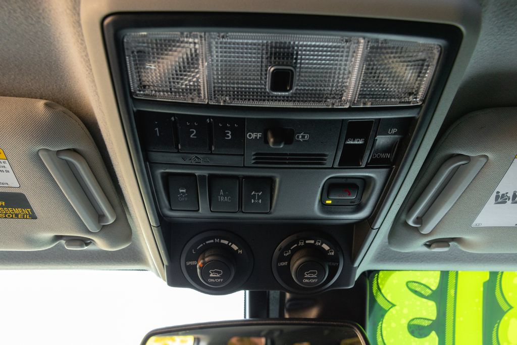 Used 2024 Toyota 4Runner TRD Off-Road Premium w/ Moonroof Package AWD/4WD image 25