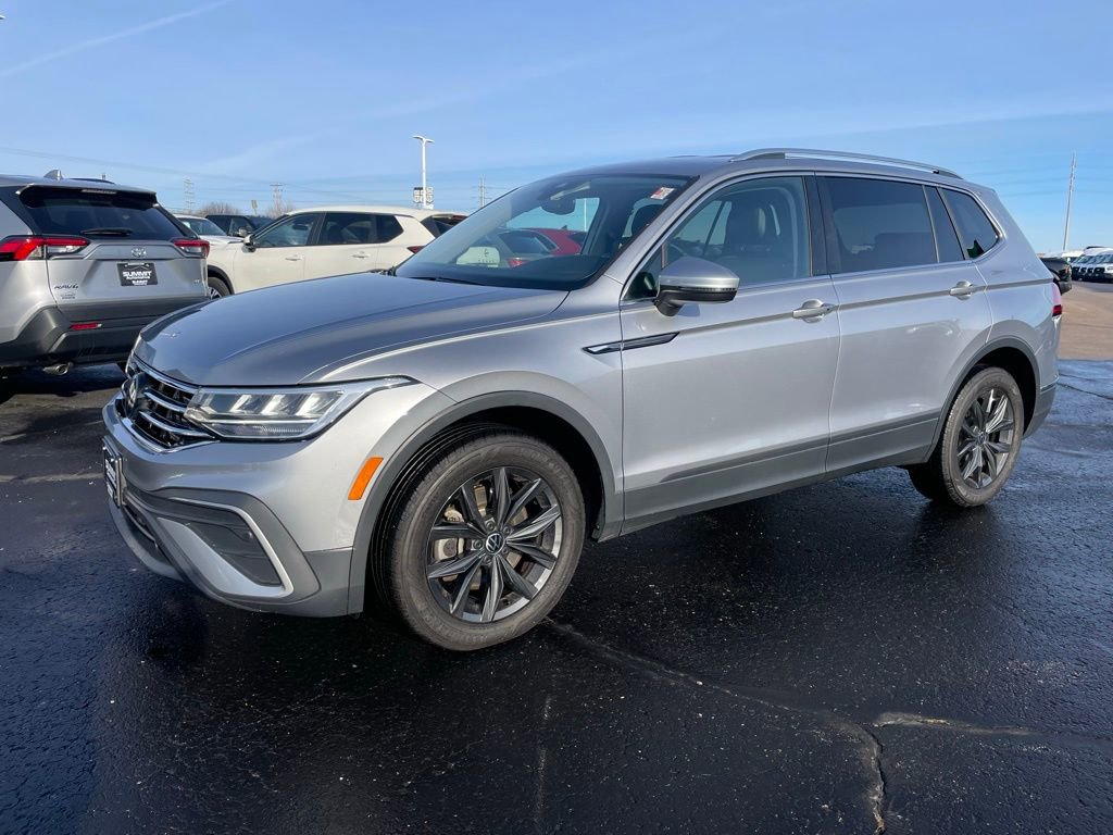 Used 2024 Volkswagen Tiguan SE AWD/4WD image 6