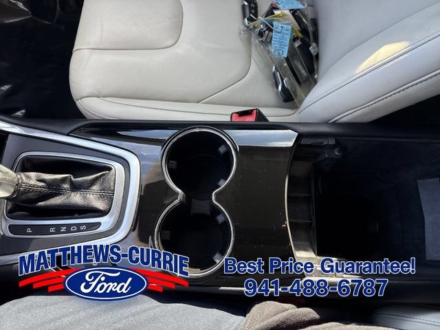 Used 2016 Ford Edge Titanium w/ Technology Package FWD image 23