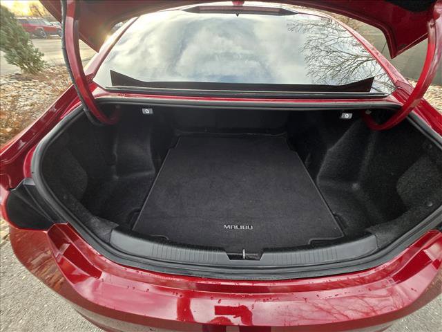 Used 2020 Chevrolet Malibu Premier FWD image 12