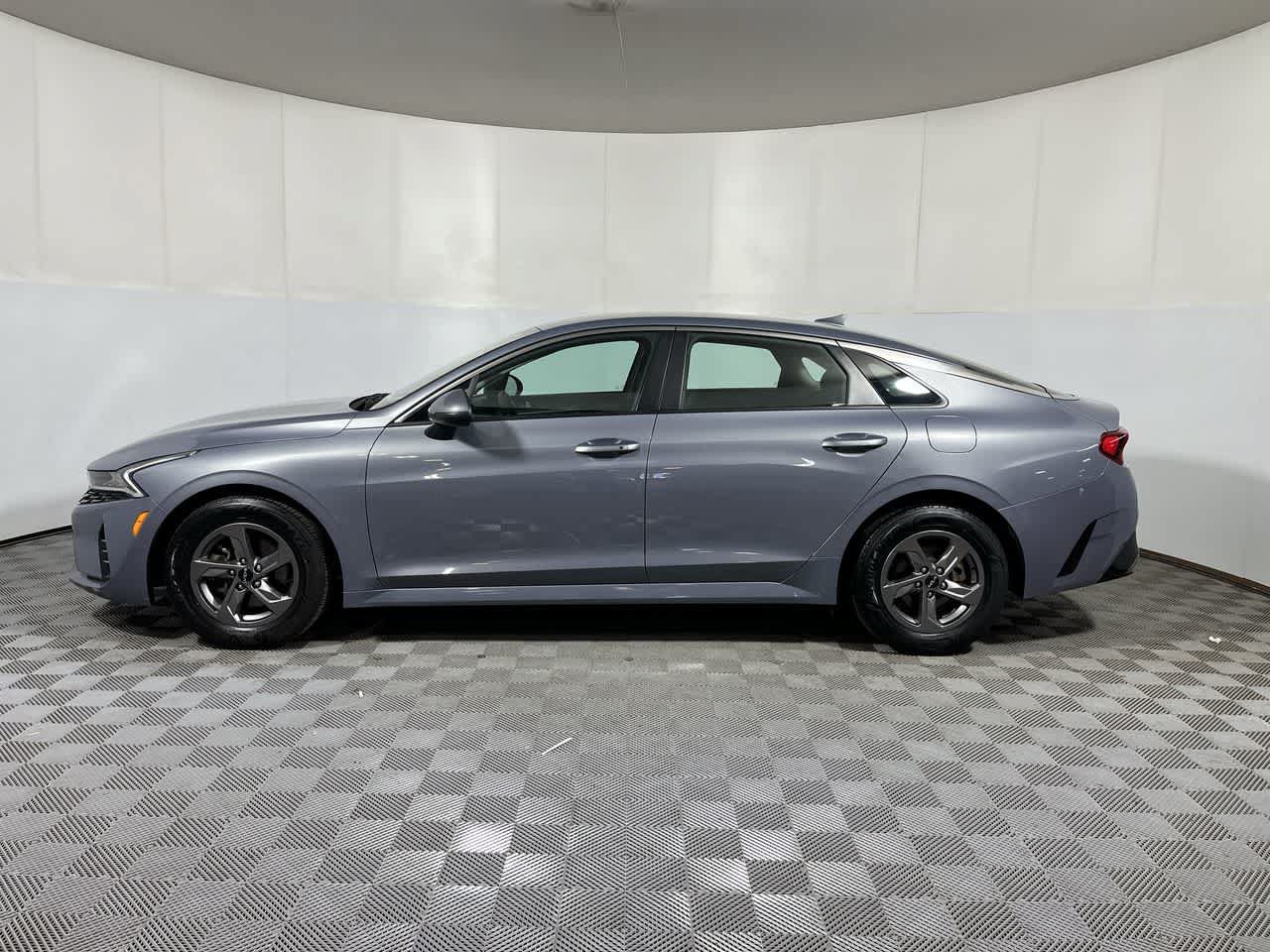 Used 2023 Kia K5 LXS FWD image 5