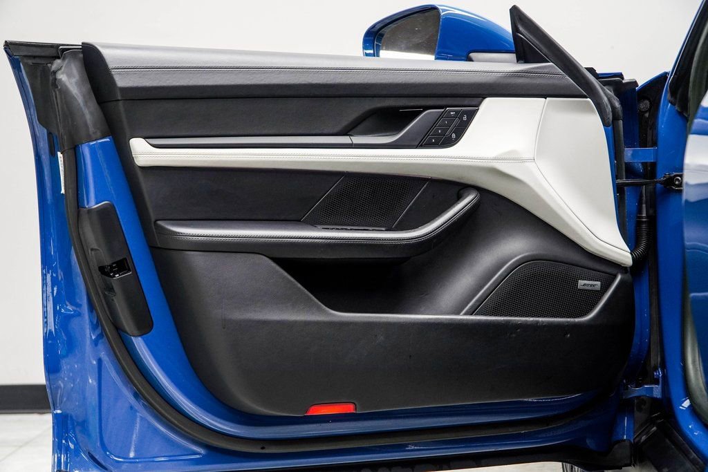 Used 2022 Porsche Taycan GTS w/ Premium Package (P6U) image 44