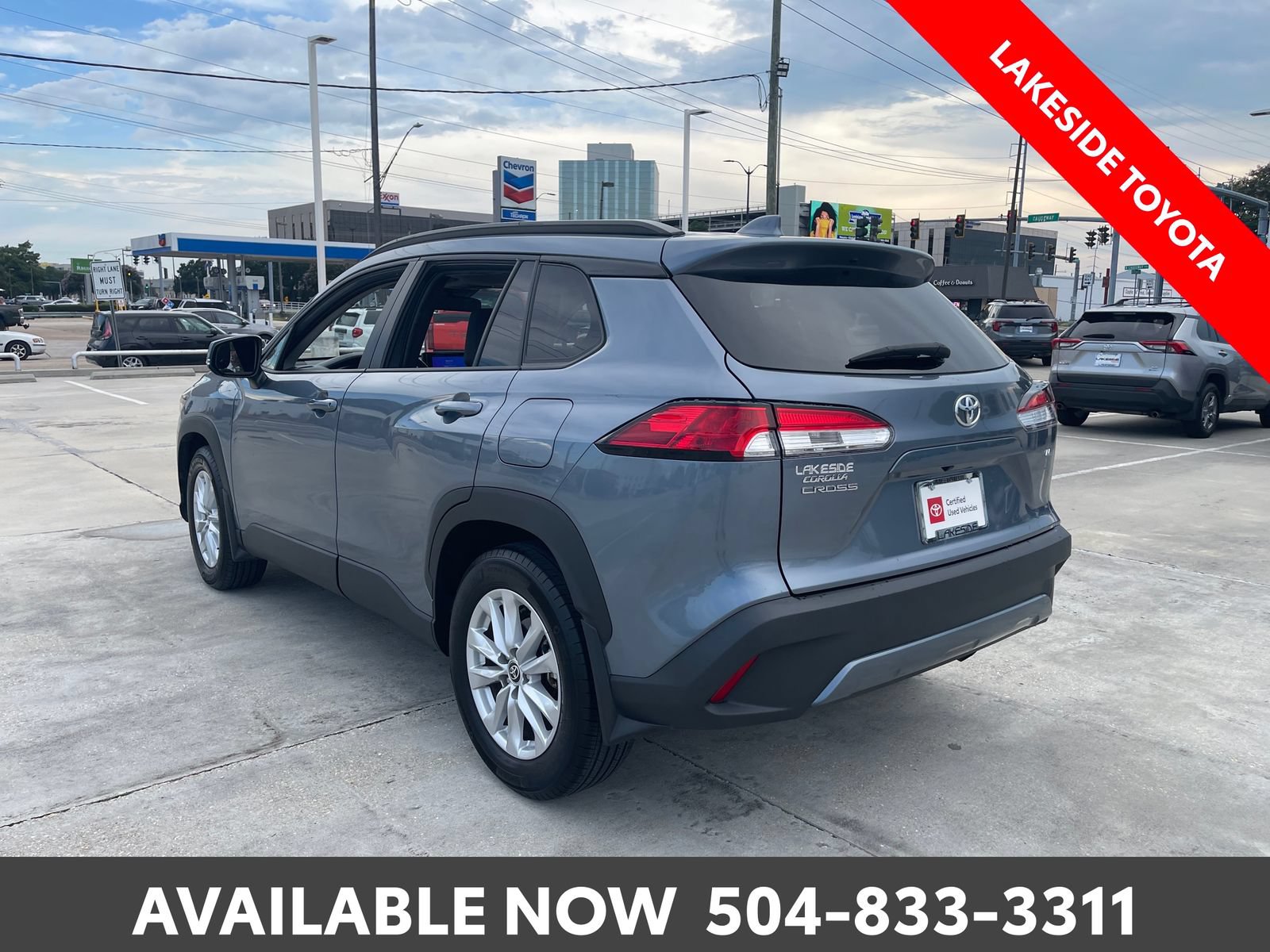 Certified 2023 Toyota Corolla Cross LE w/ Moonroof Package FWD image 4