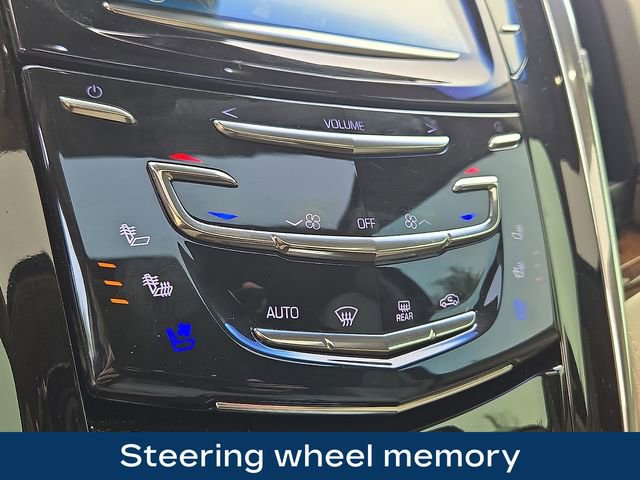 Used 2017 Cadillac Escalade Premium Luxury AWD/4WD image 17