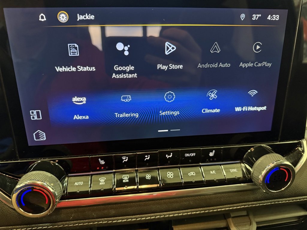 Used 2024 Chevrolet Colorado LT w/ LT Convenience Package III image 15