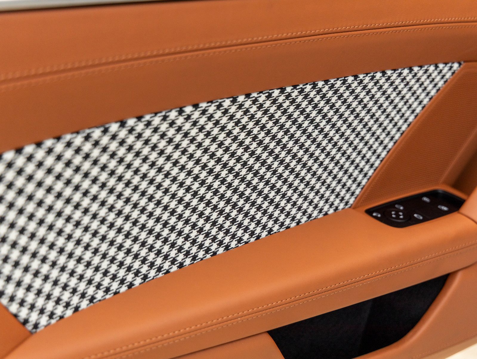 Certified 2023 Porsche 911 Sport Classic image 26