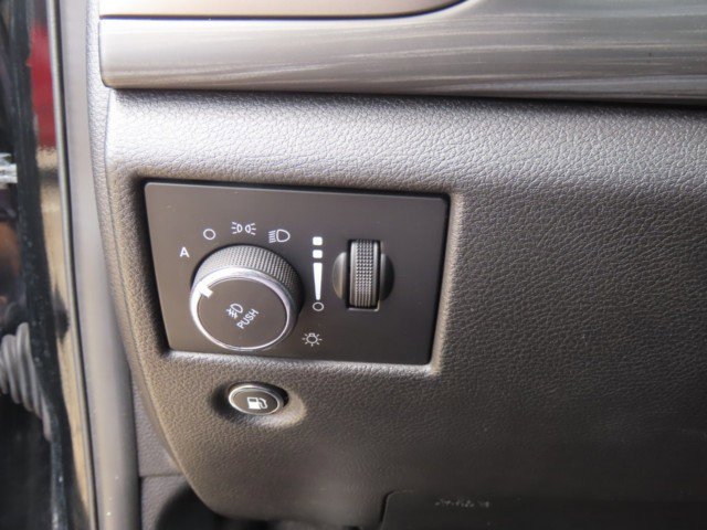 Used 2021 Jeep Grand Cherokee Laredo X RWD image 25
