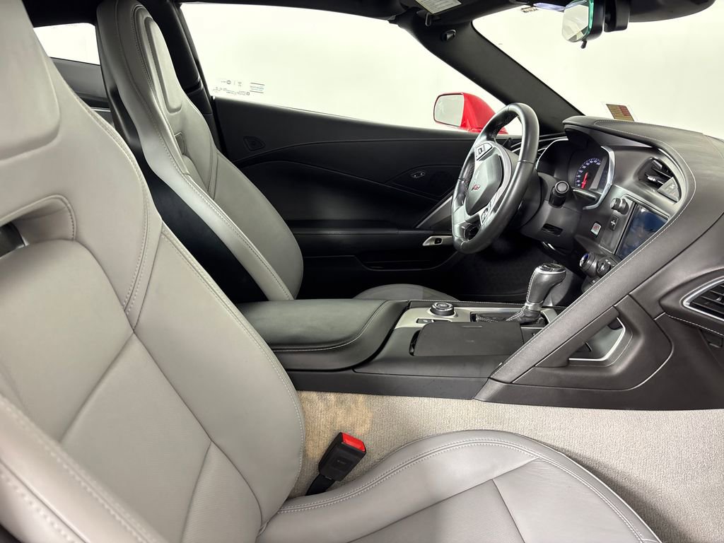 Used 2019 Chevrolet Corvette Stingray Coupe w/ Z51 1LT RWD image 25