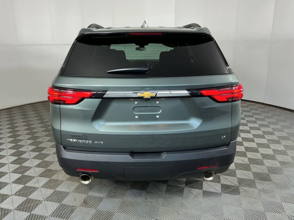 Used 2023 Chevrolet Traverse LT image 9
